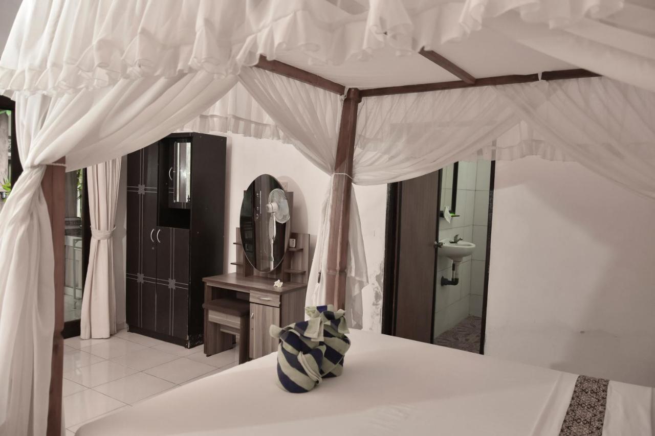 Warung Ombak Homestay Amed Exterior foto